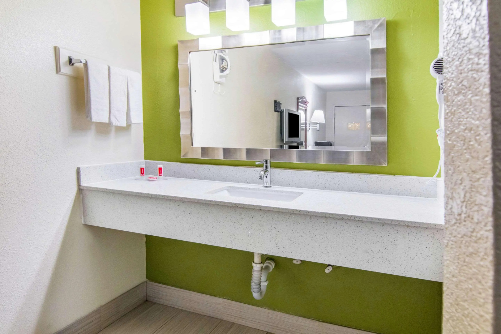 Econo Lodge Atlanta Airport East