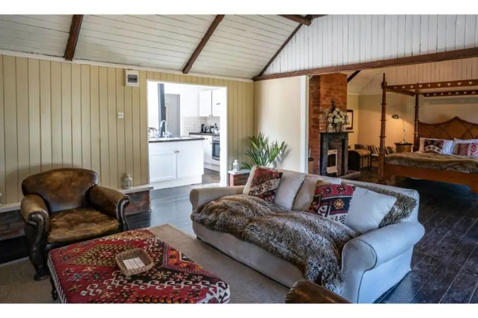 Sweetshop Cottage/1-bed Home on Osea Island, Essex