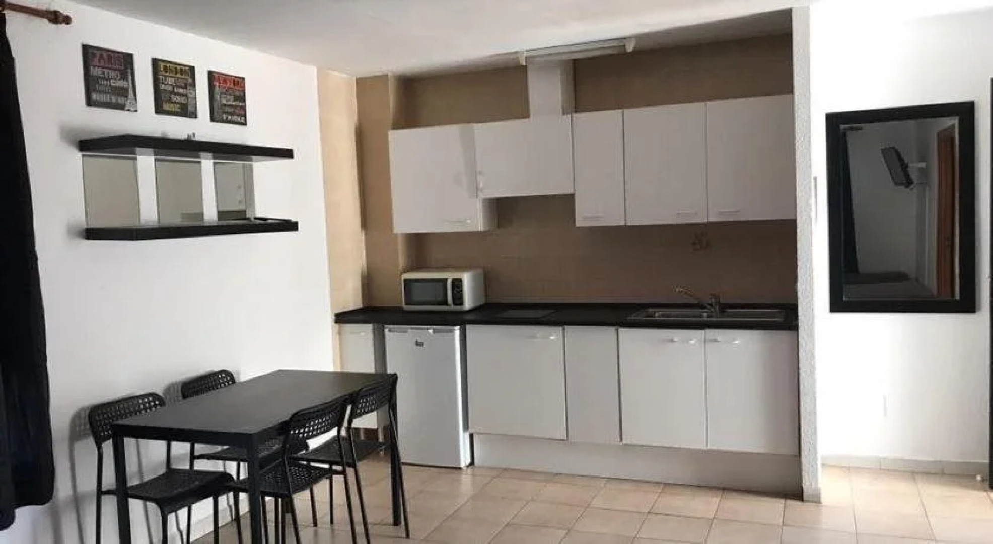 Nightlife Apartments