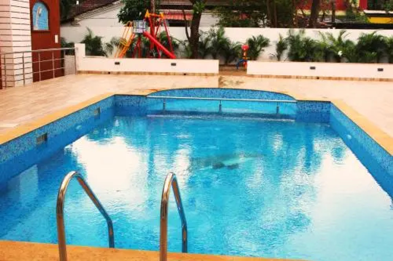 Comfy gateway in Vagator with pool F-106