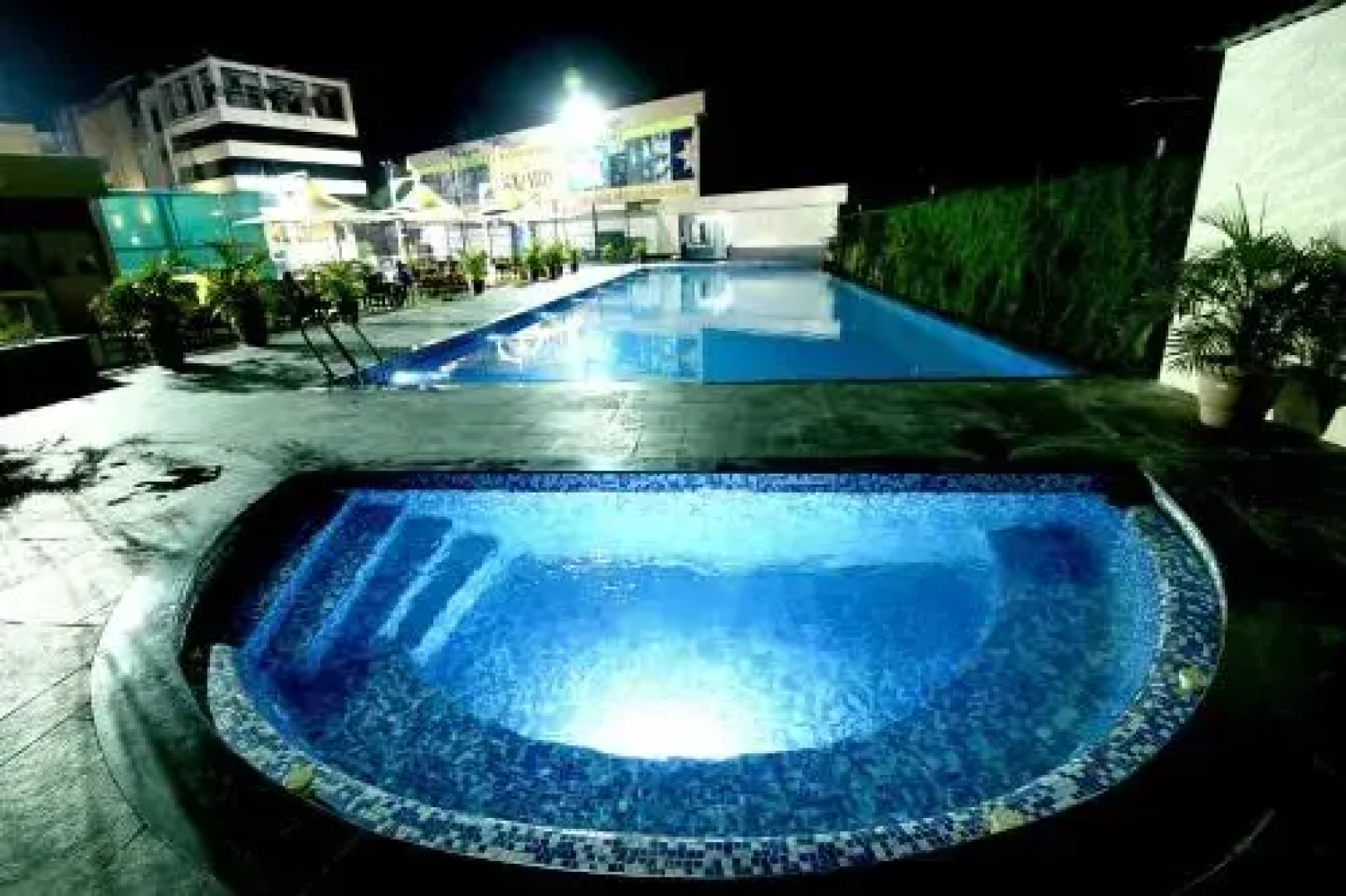 Solaris Hotel And Club