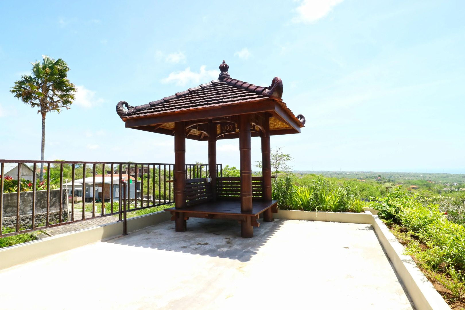 The Ocean Views Luxury Villas & Apartment by ZUZU