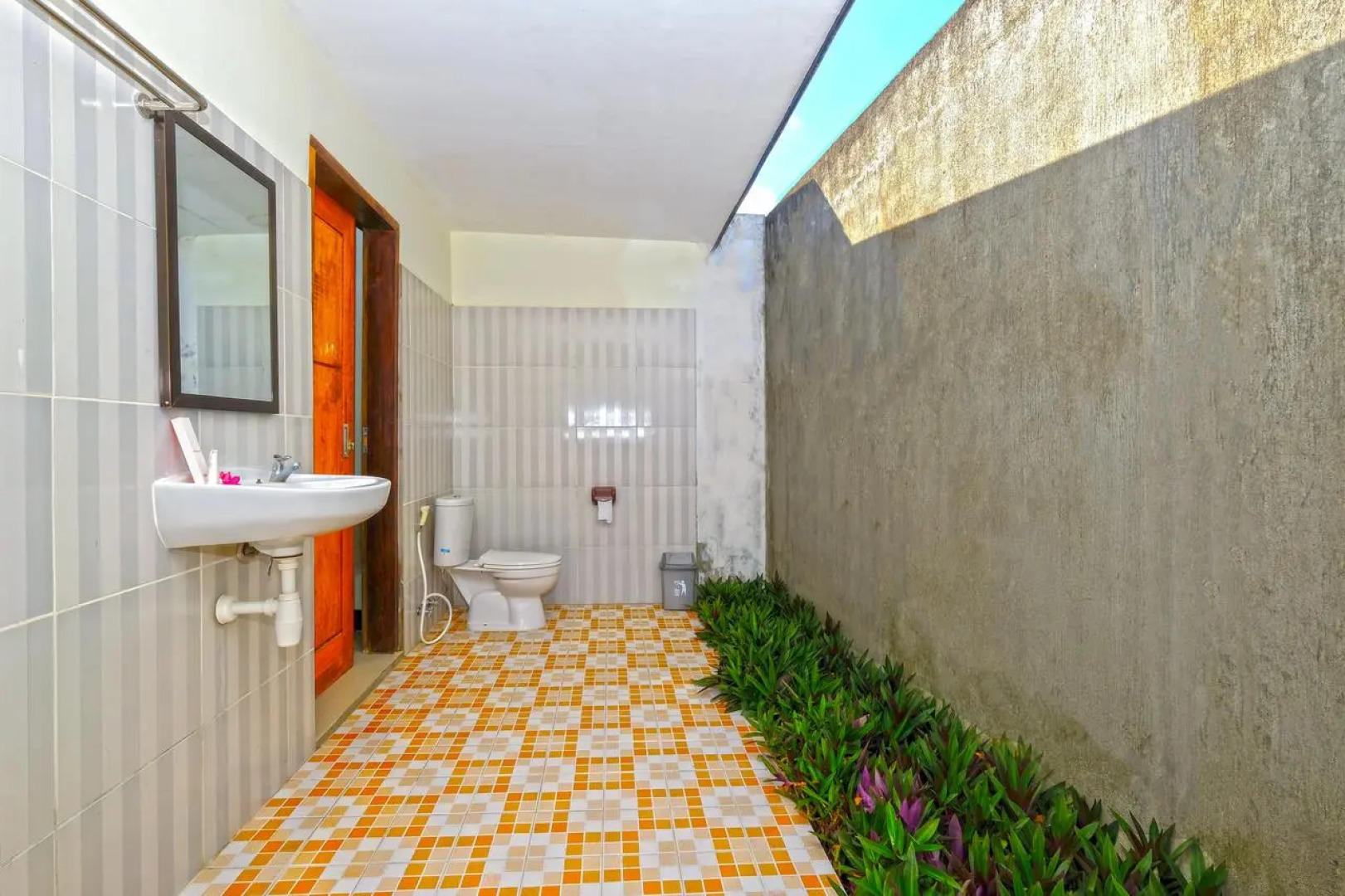 Oyo 1659 Sengkunyit Bukit Hotel