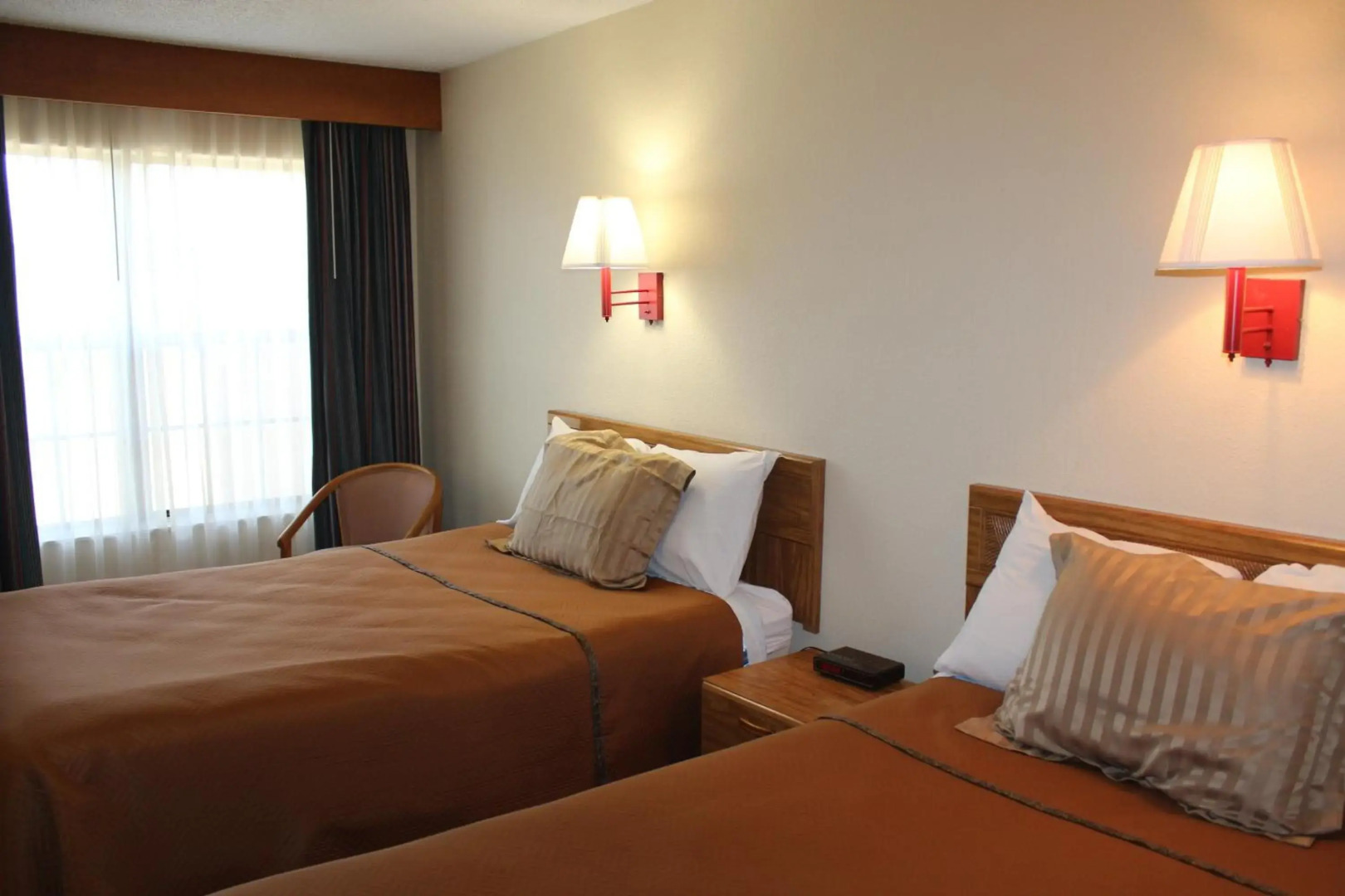 Travelodge by Wyndham Perry National Fairgrounds Area I-75