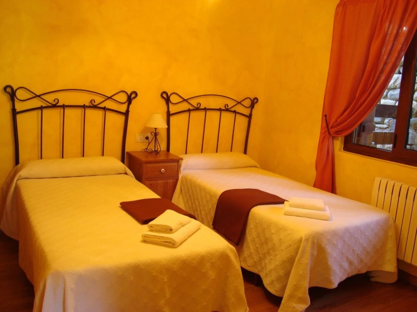 Apartamentos La Montaña