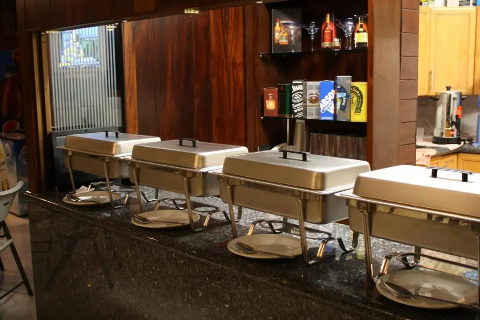 Hotel Porto Allegro - Near Malecon