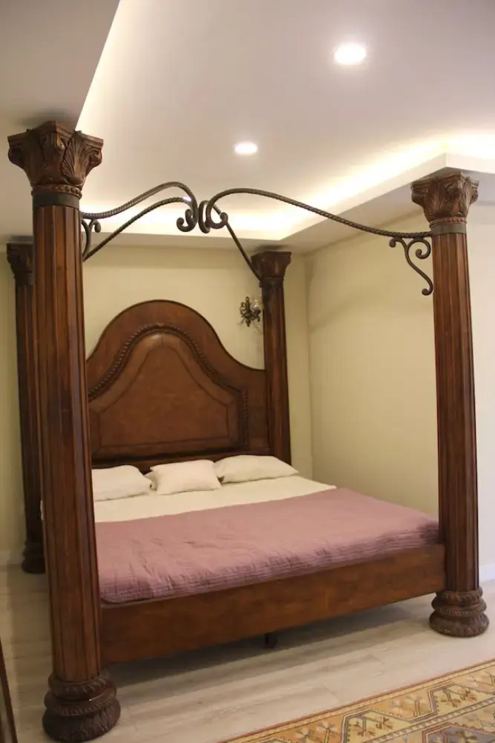 White Palace Residence