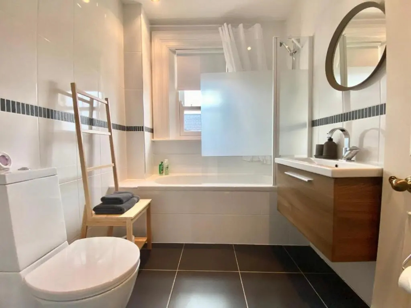 Bailey's Court, Guest Accommodation