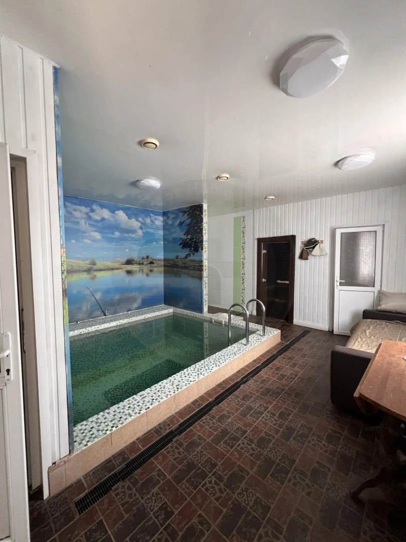 Коттедж в Mad House (Мэд Хаус) с сауной и бассейном