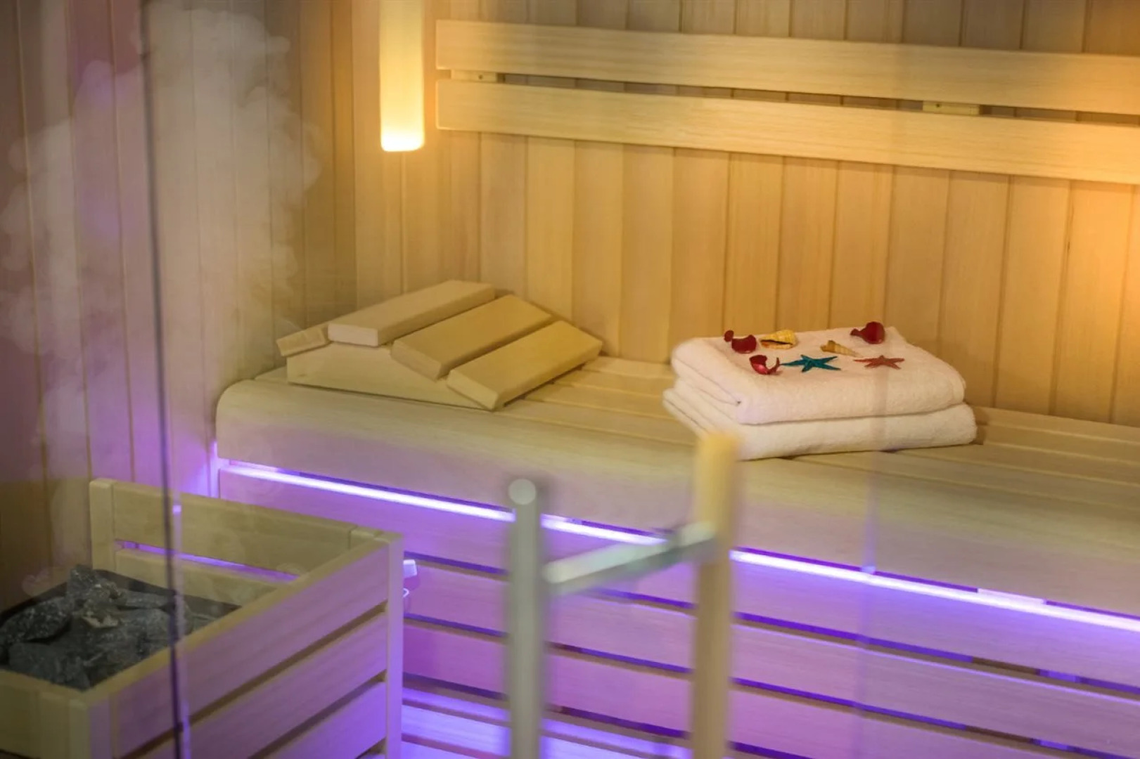 Kyma Suites Beach Hotel