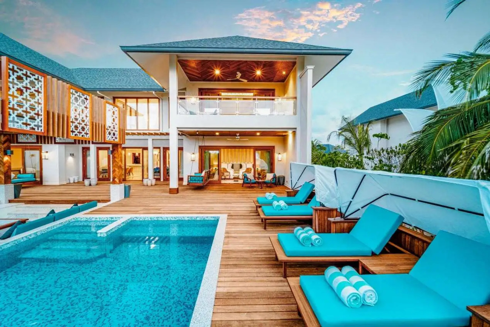 The Signature Collection by Hideaway