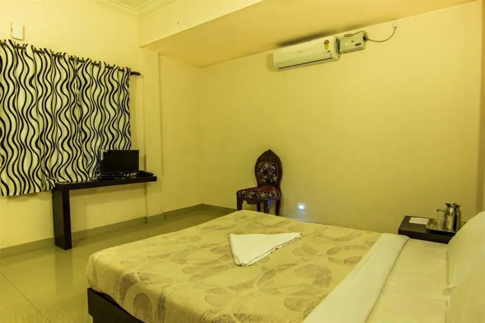 Vedanta Wake Up-Kumily Town Center