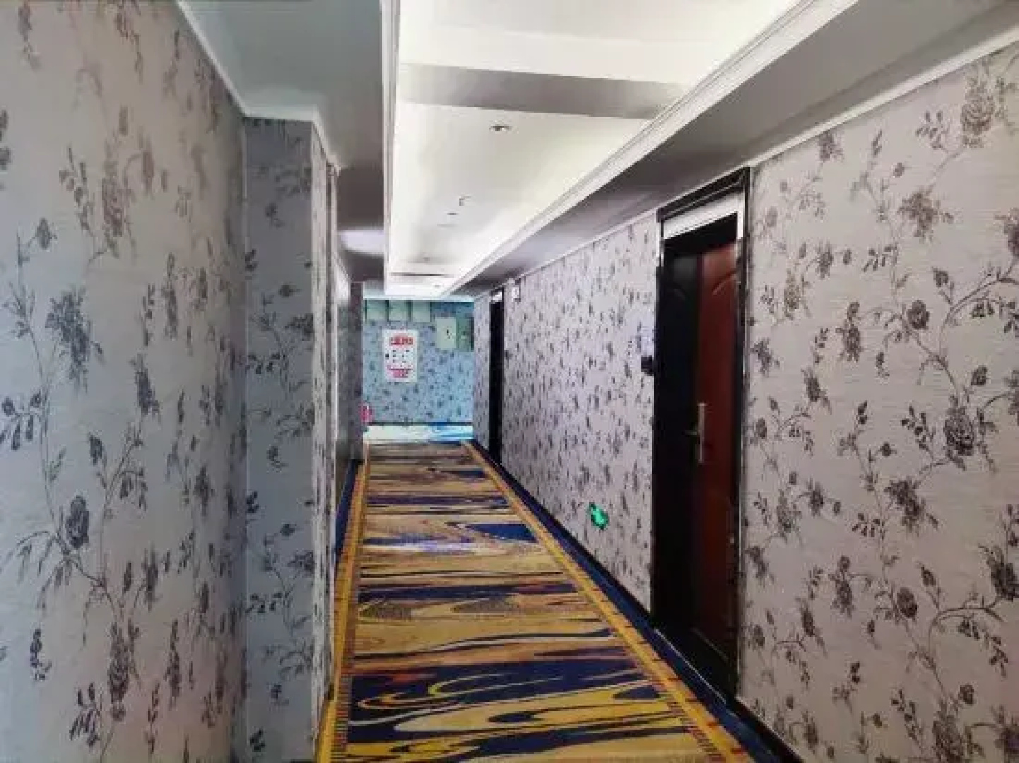 Sanxiang Yuanfeng Hotel