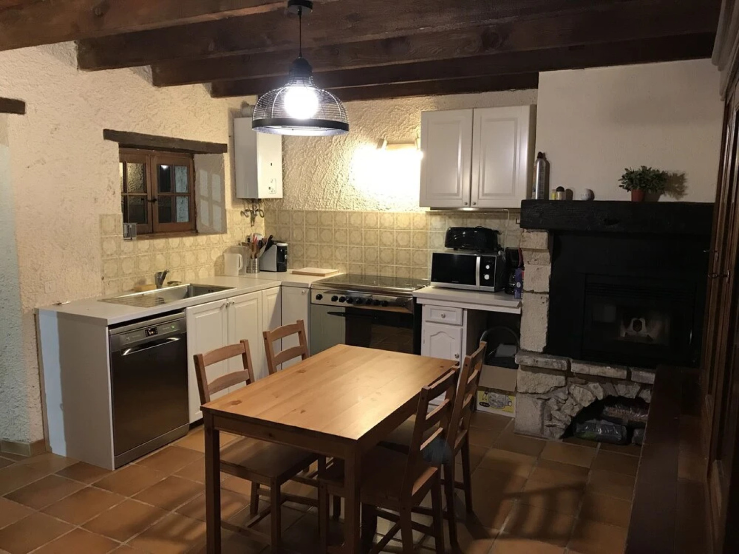 Cottage With Swimming Pool in a Picturesque Village up to 29 People