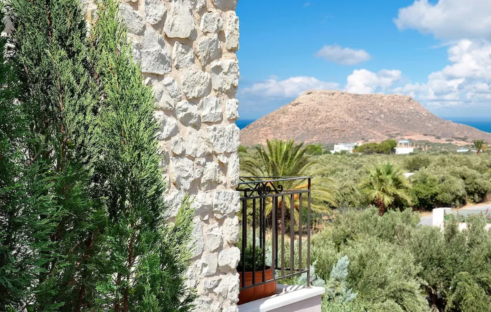 Sitia, GreeceOlive Coast Suites