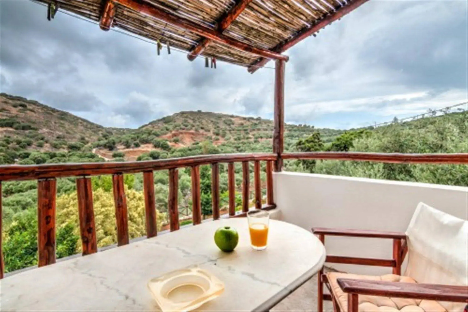 The Traditional Villas of Crete