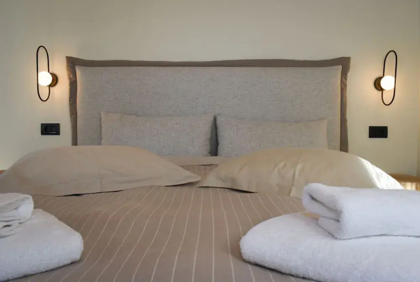 Secluded Mountain Refuge - Theonimfi Paradise Gem