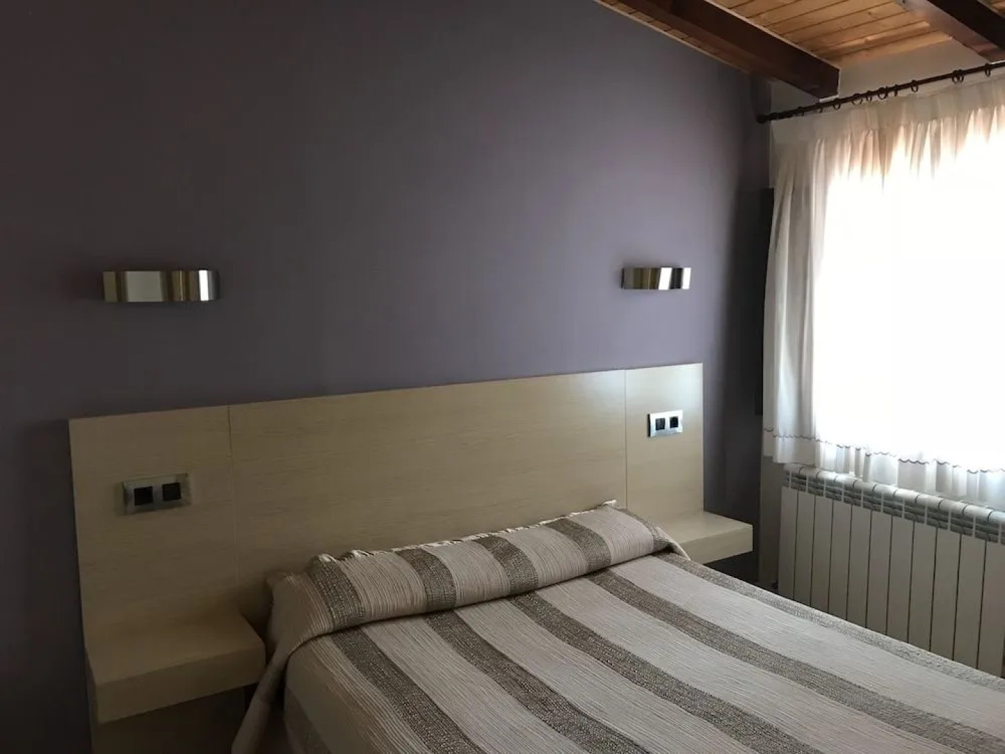 Costa San Juan De La Canal