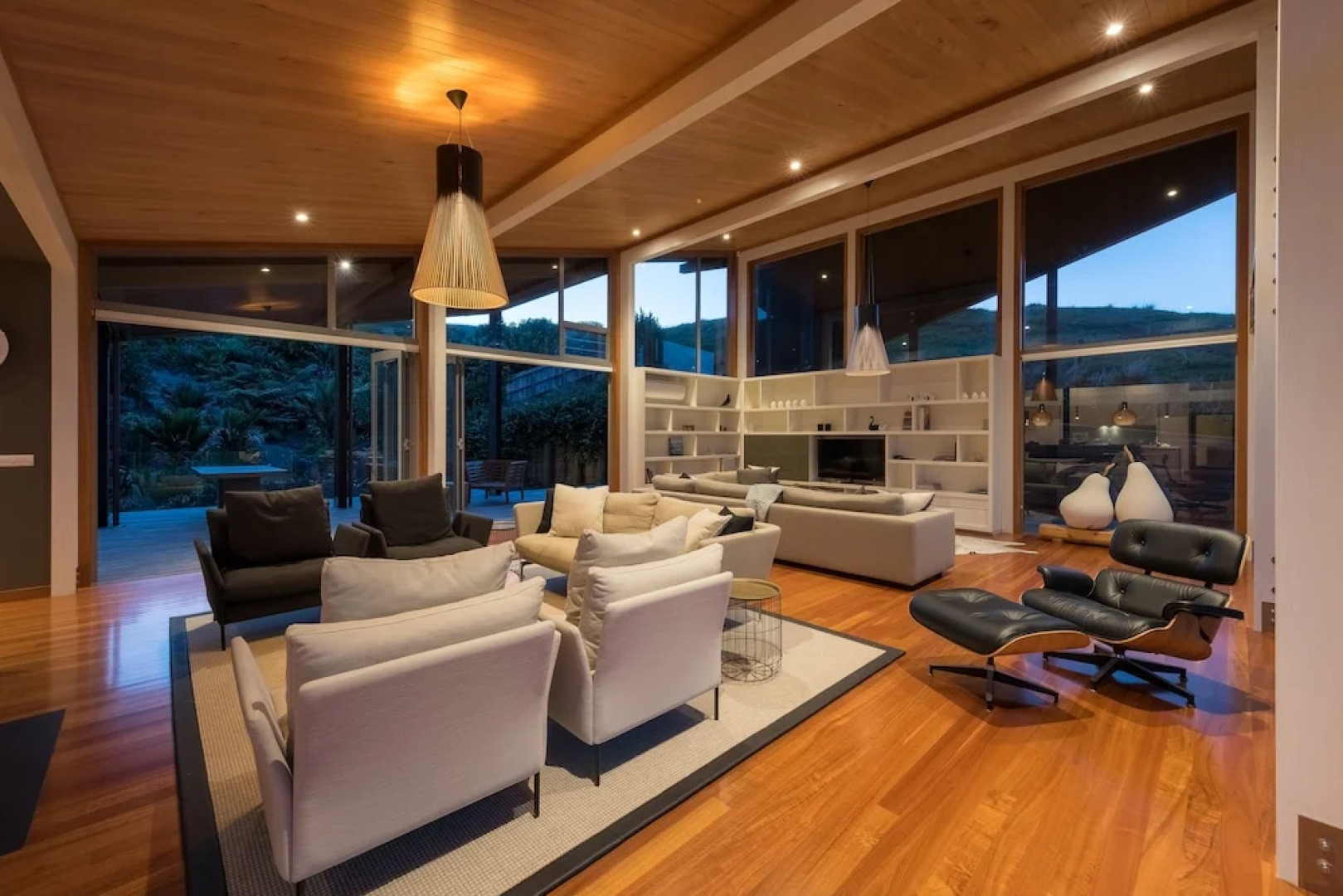 Otaha Beachfront Lodge by Touch of Spice