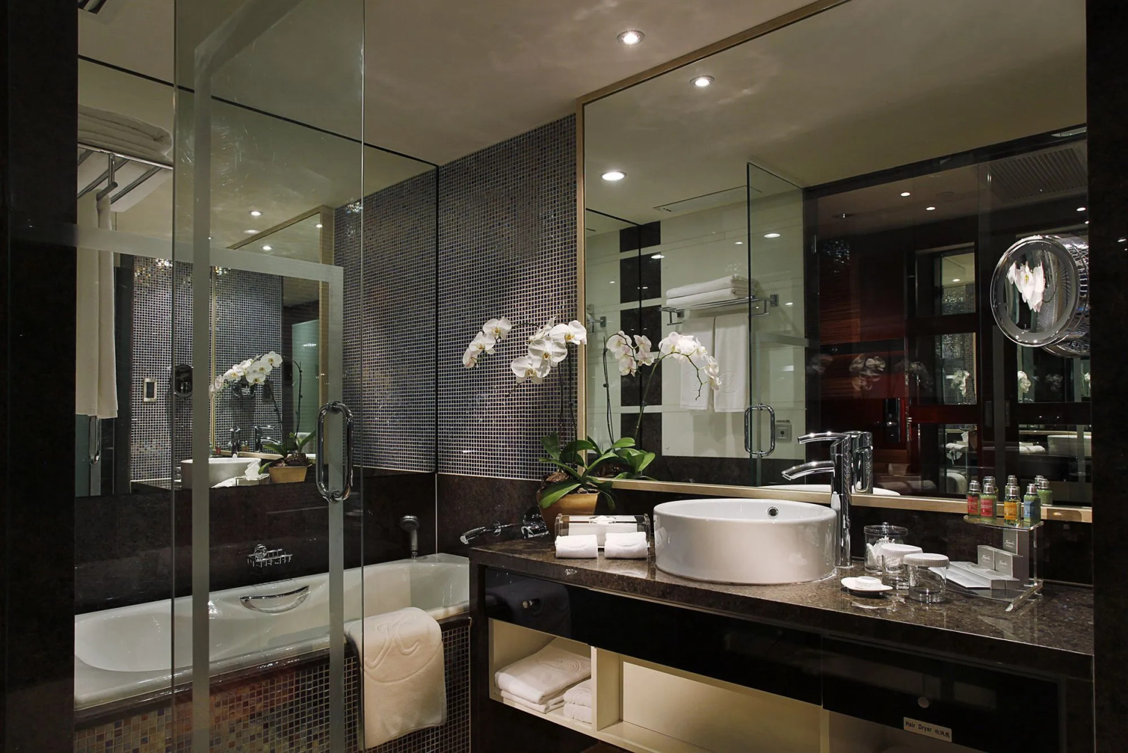 Crowne Plaza Wuxi City Center by IHG