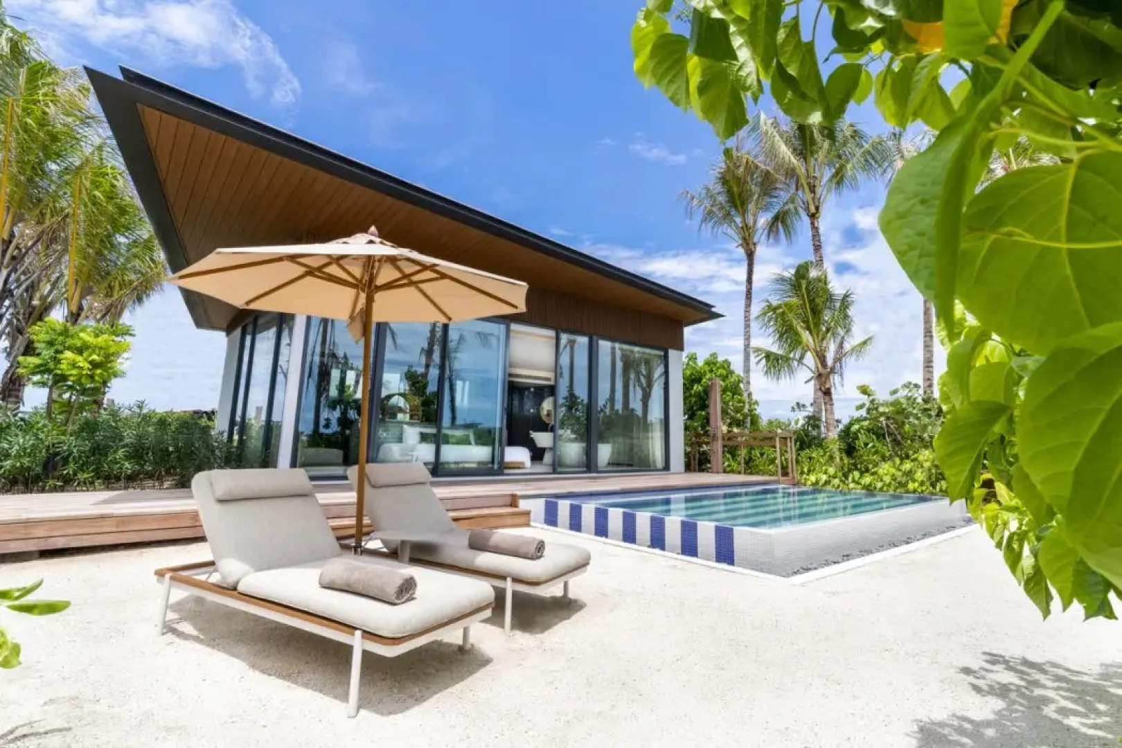 Курорт So/ Maldives