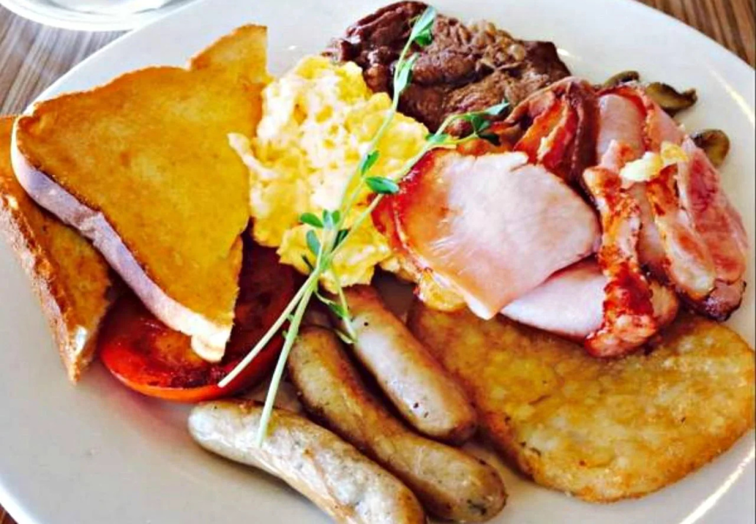 Rockhampton Plaza Hotel International