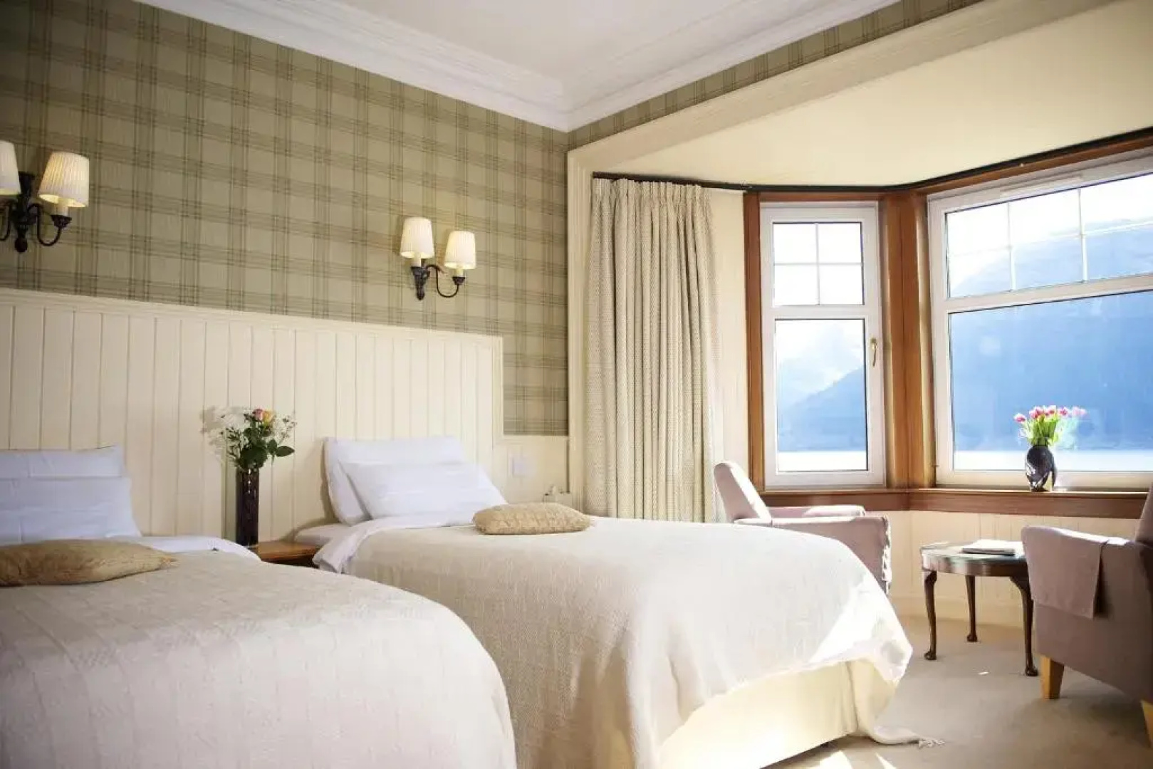 OYO The Lodge On The Loch Onich
