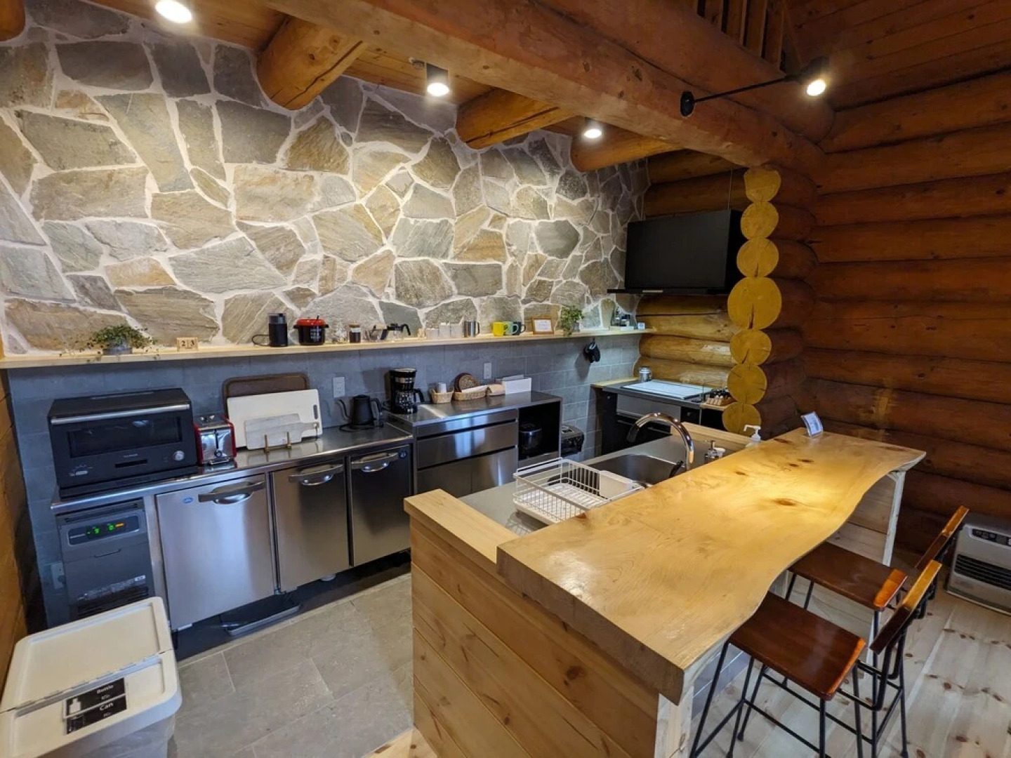 Log cabin rental & Finland Sauna Step House