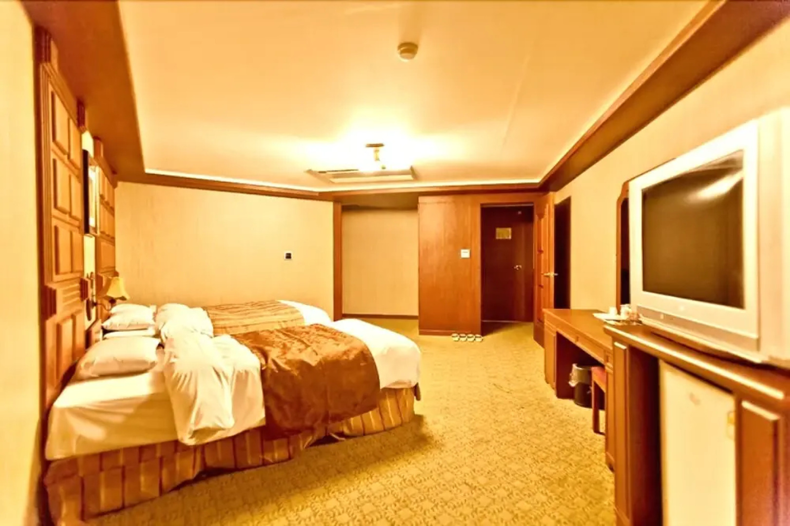 Gunsan Riverhill Hotel