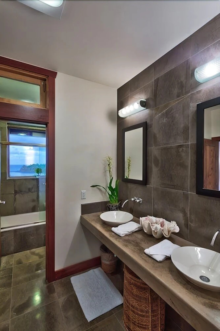 Ikena Lani 5 Bedroom Home