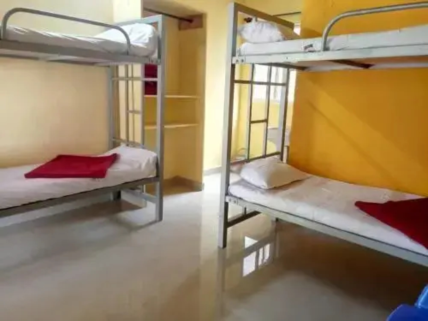 Vista Rooms at Venu Guest House