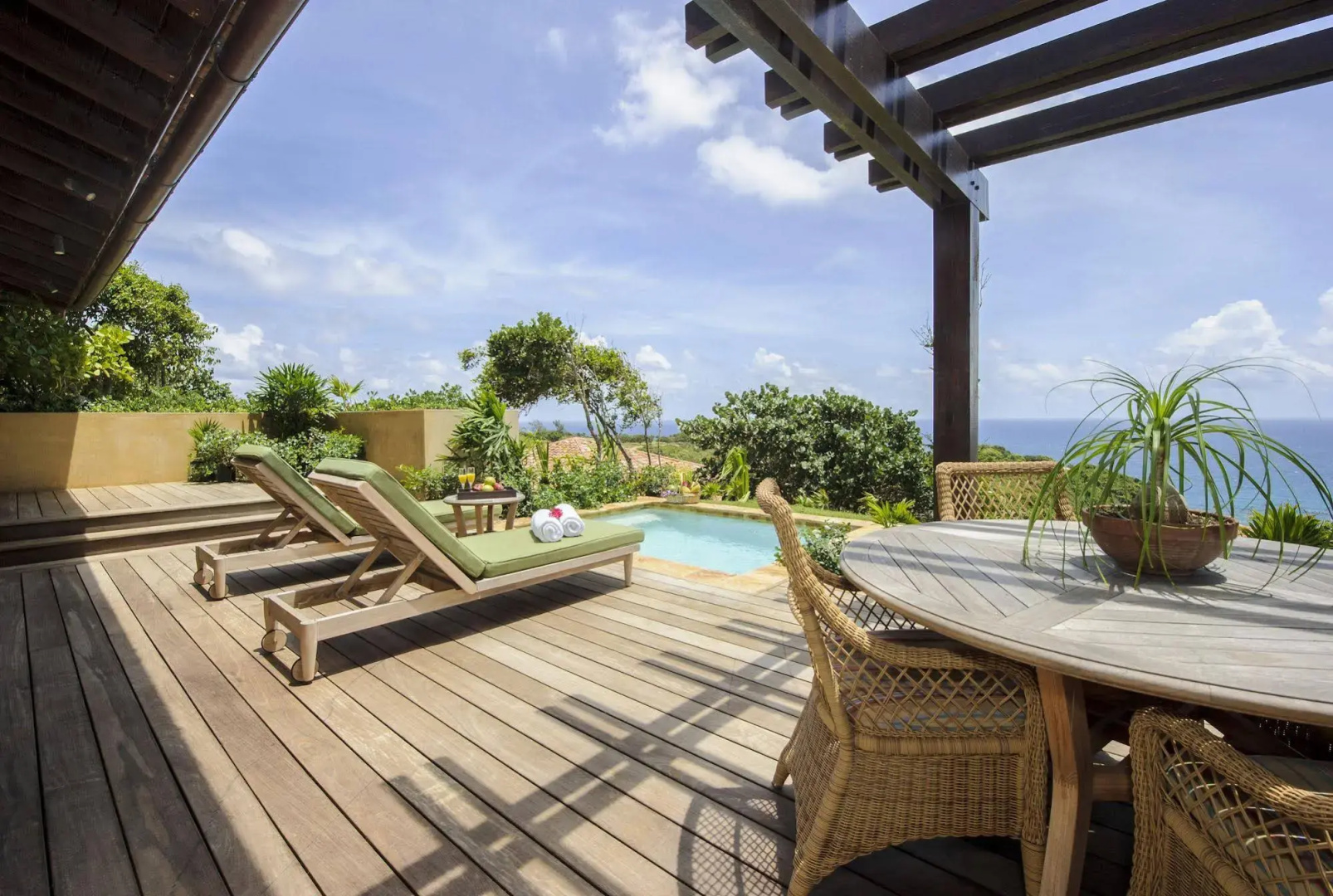 Royal Isabela