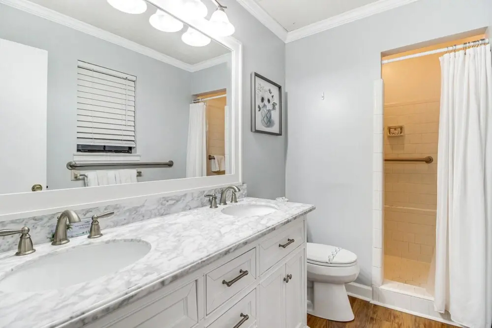 Single-Story Savannah Home W/ Private Backyard!