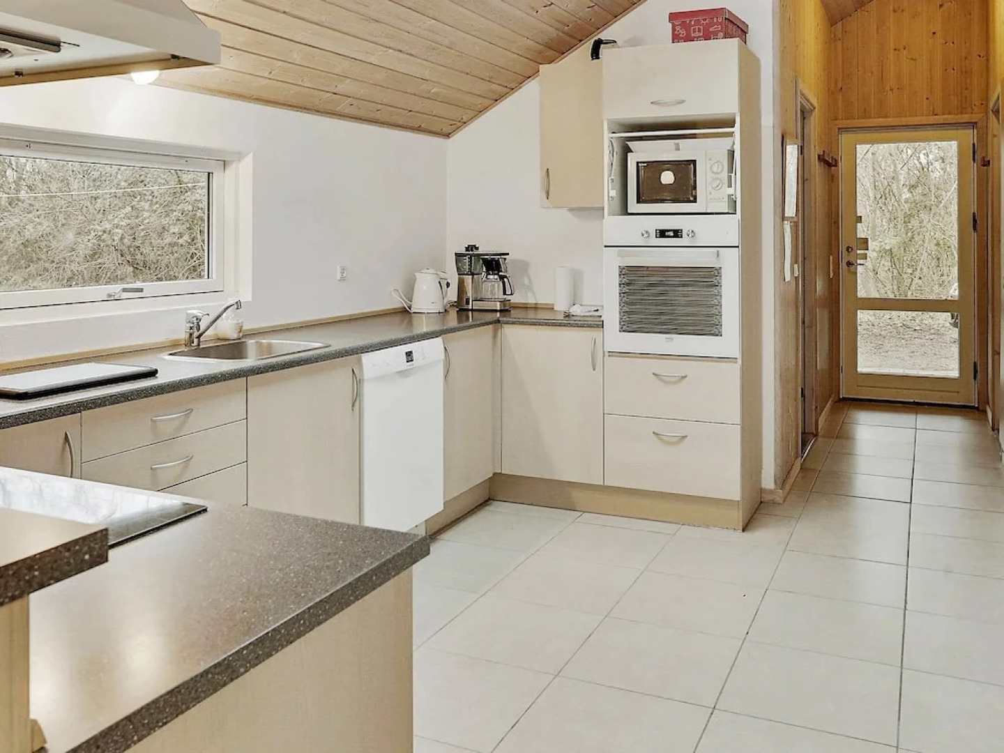 Modern Holiday Home in Ålbæk With Roofed Terrace