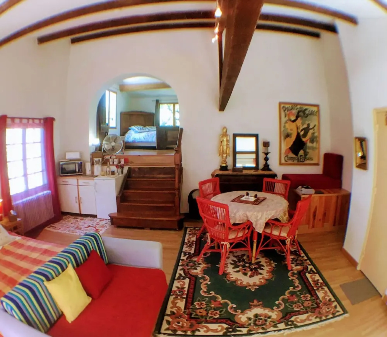 Les Maquinols Estate