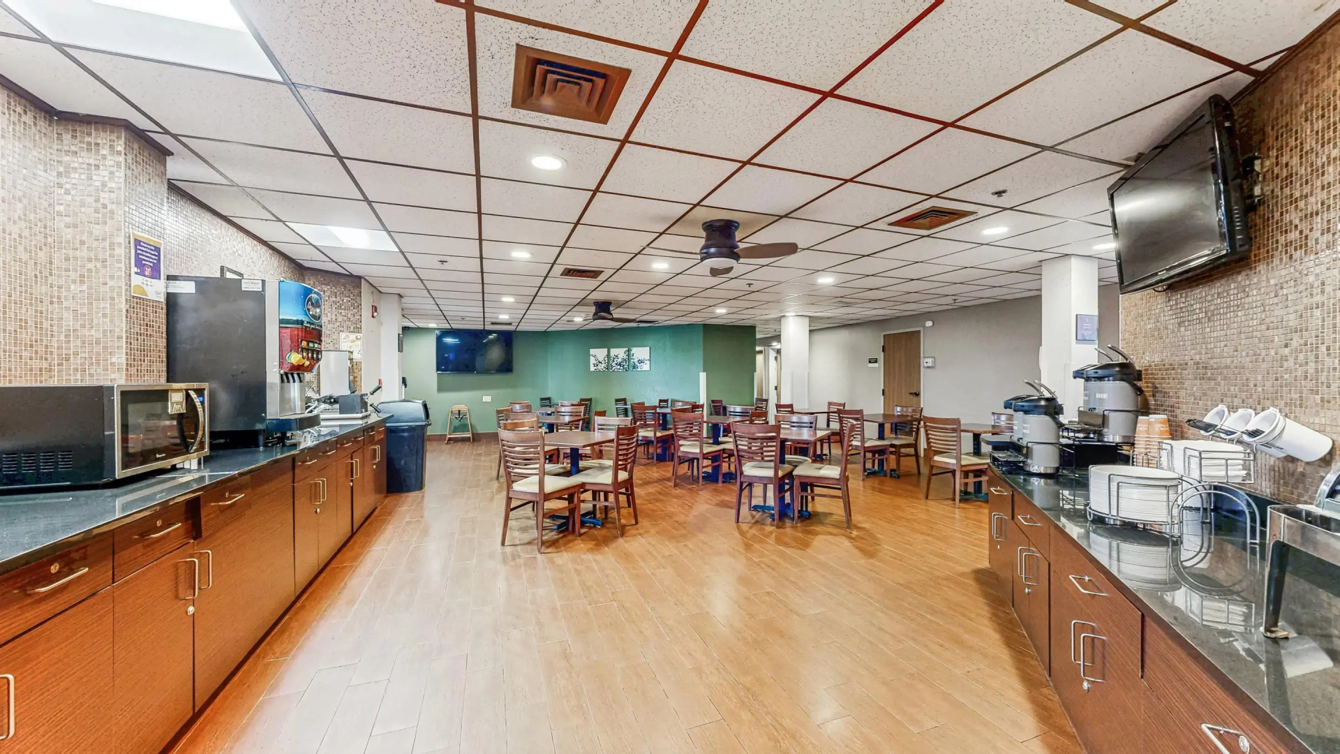 Sleep Inn & Suites Buffalo Airport