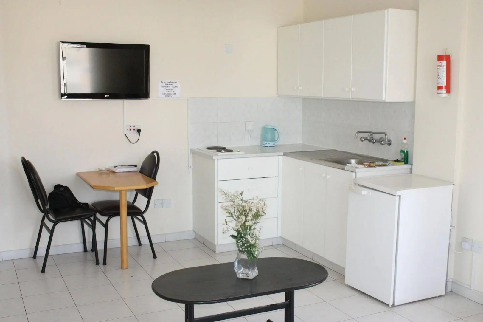 Tycoon Apartments