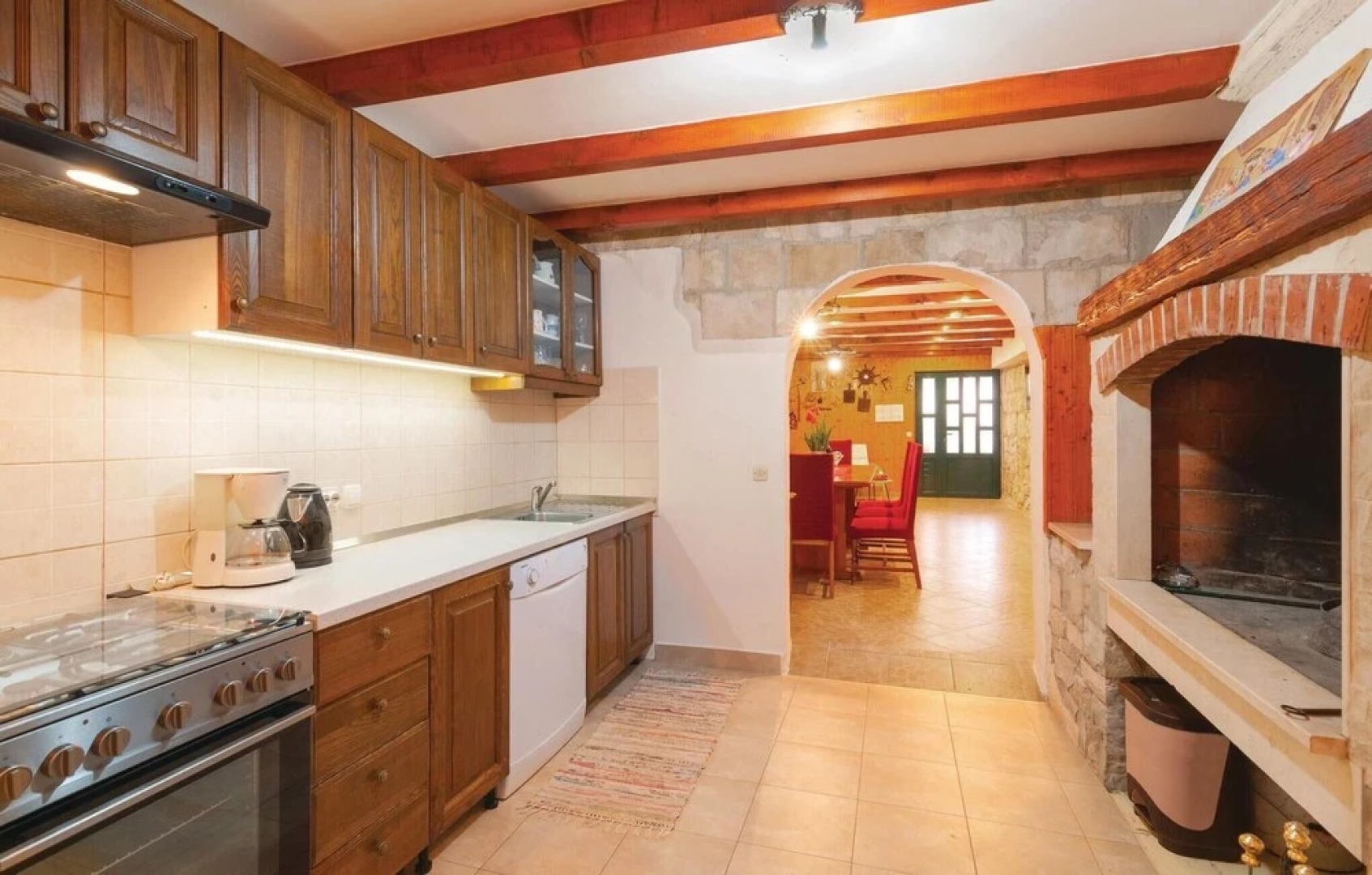 Nice Home in Ostrvica With Wifi and 5 Bedrooms