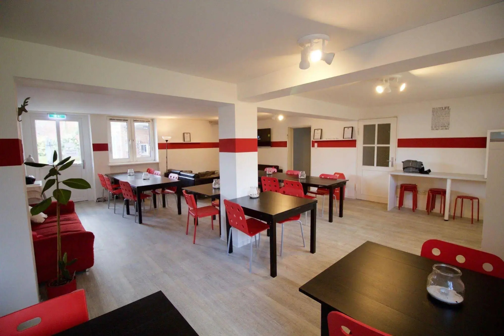 Flensbed Hotel & Hostel