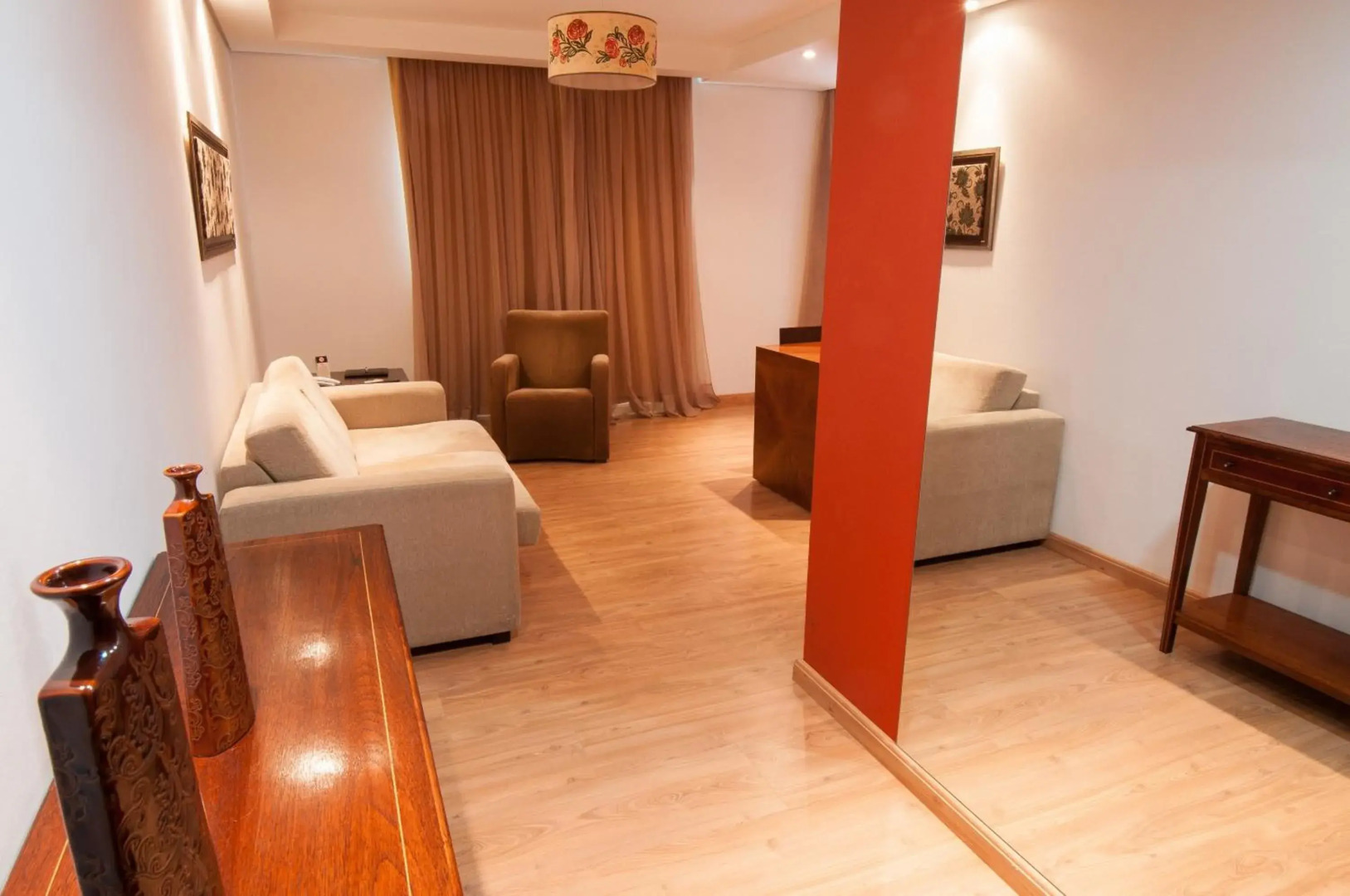 Hotel Jacques Georges Tower