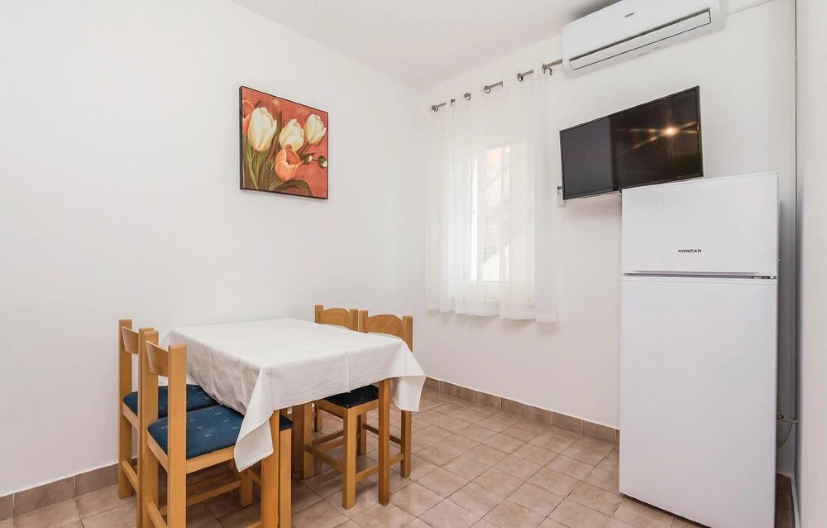 Stunning Home in Mandre With Wifi and 2 Bedrooms