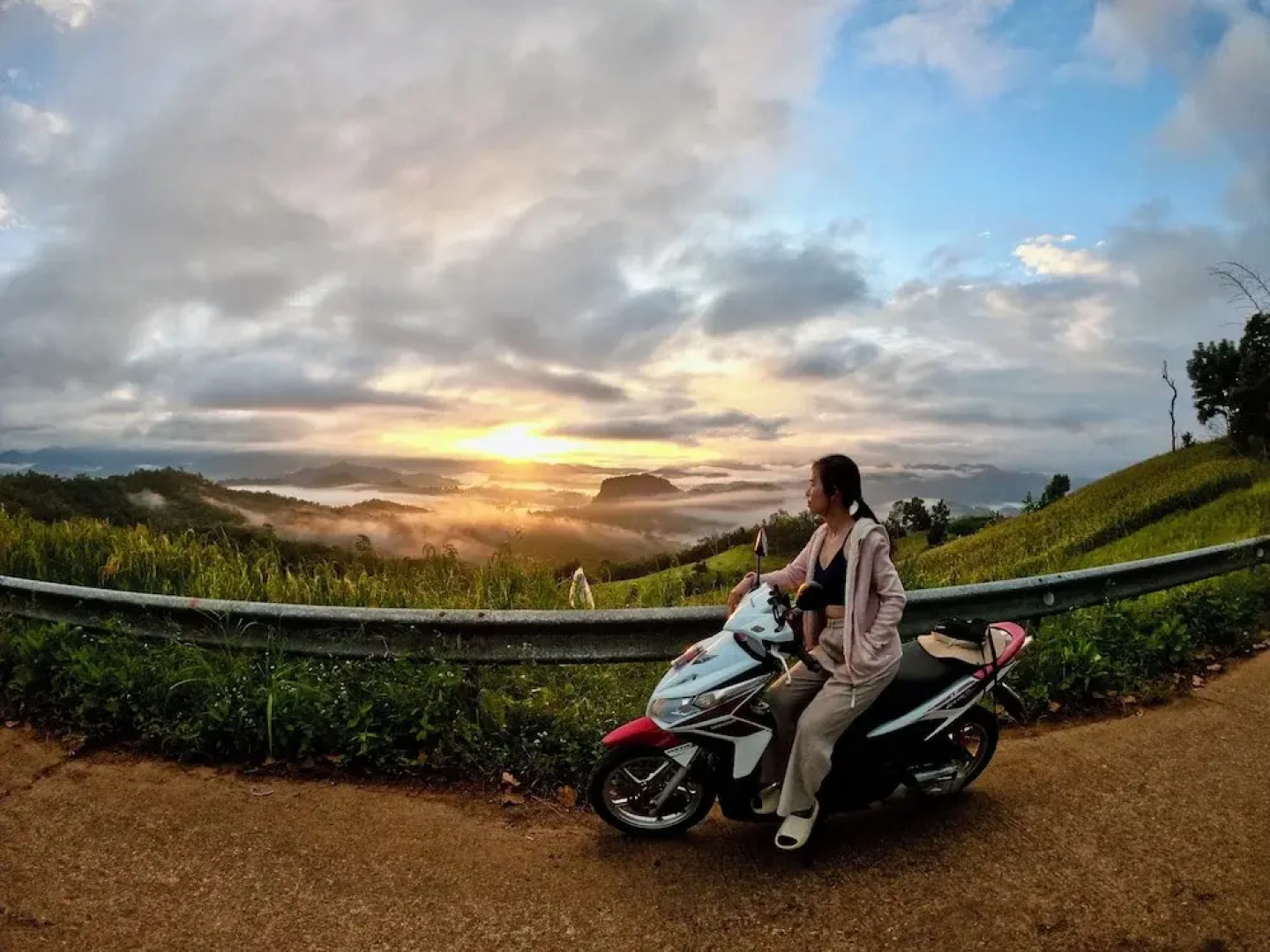 GJ TOUR and HOME STAY