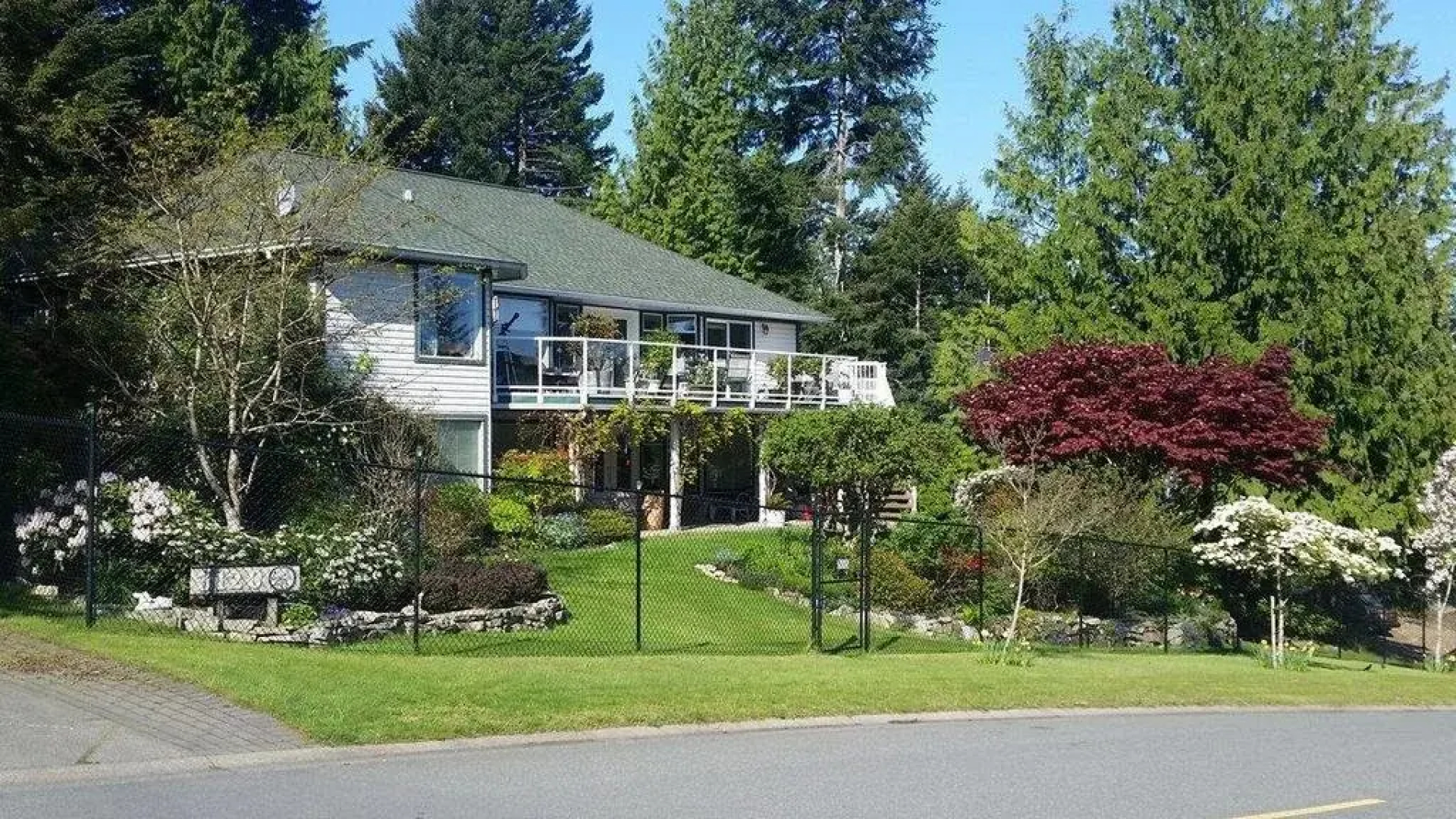 Serenity lodge bed and breakfast