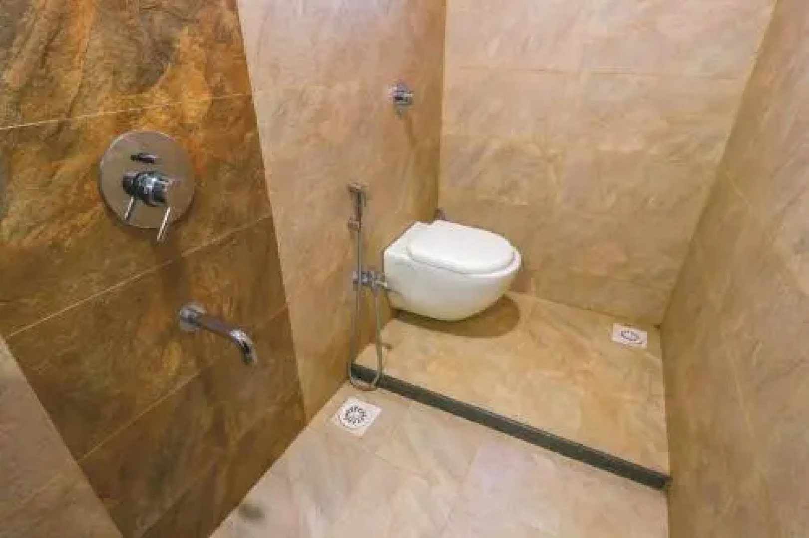 Grape County Eco Resorts