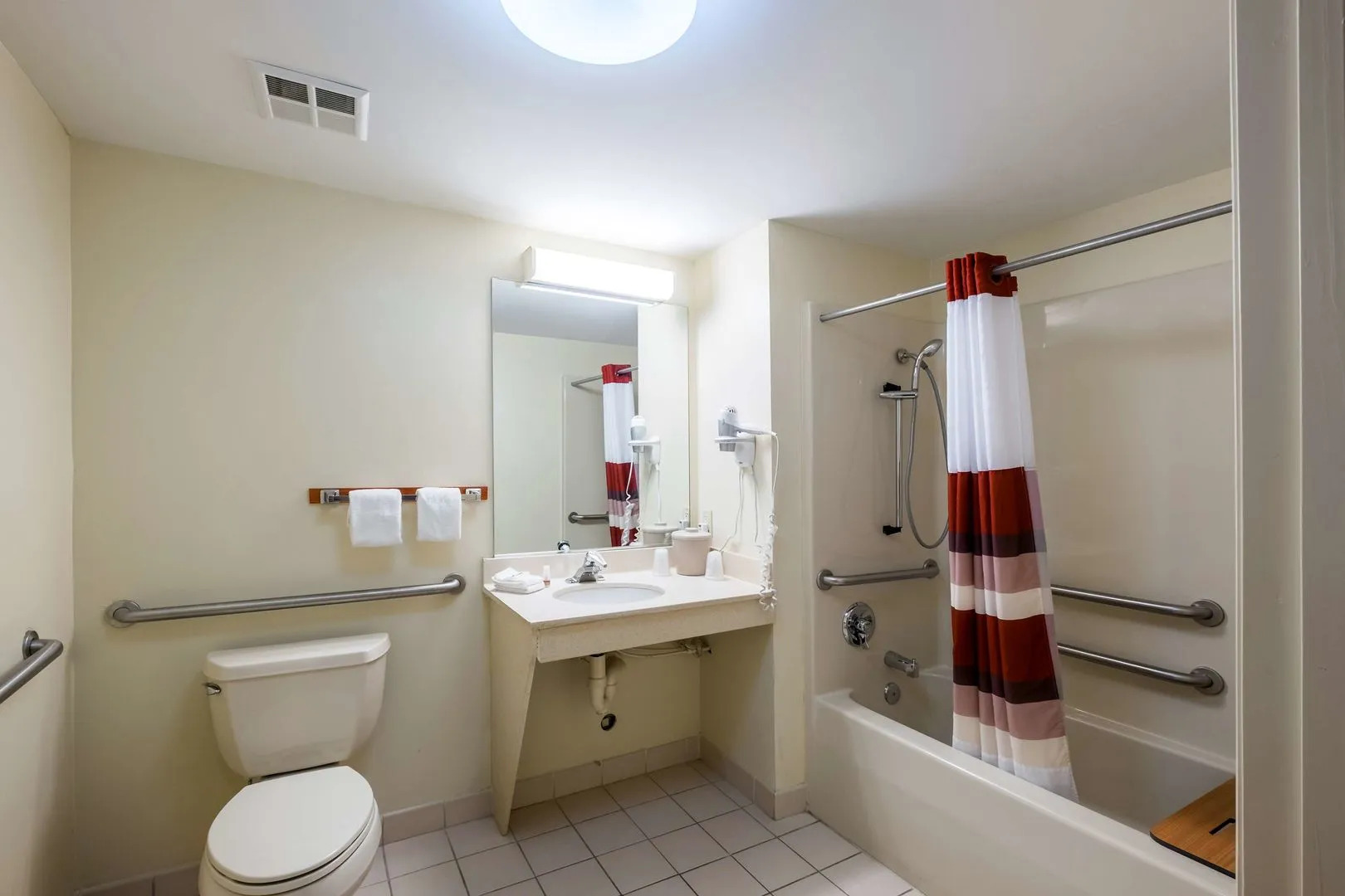 Red Roof Inn Hendersonville