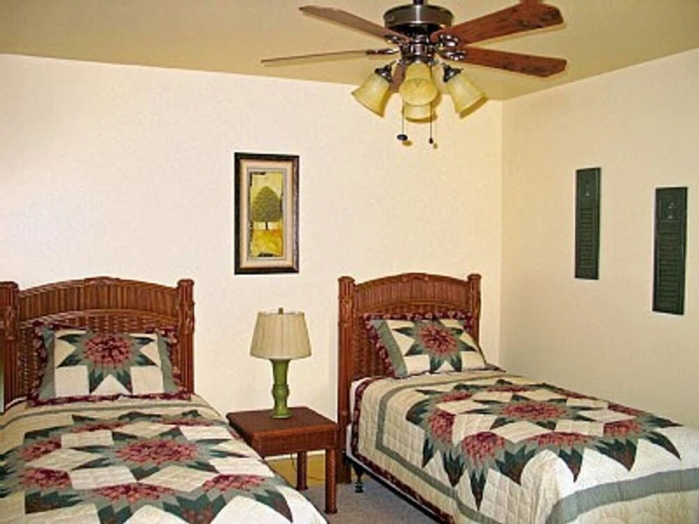 Rooster Ridge Cabin Holiday home 2 BestStayz.1