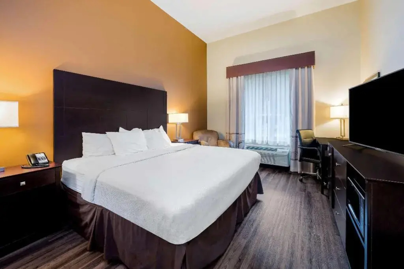 La Quinta Inn & Suites Marshall