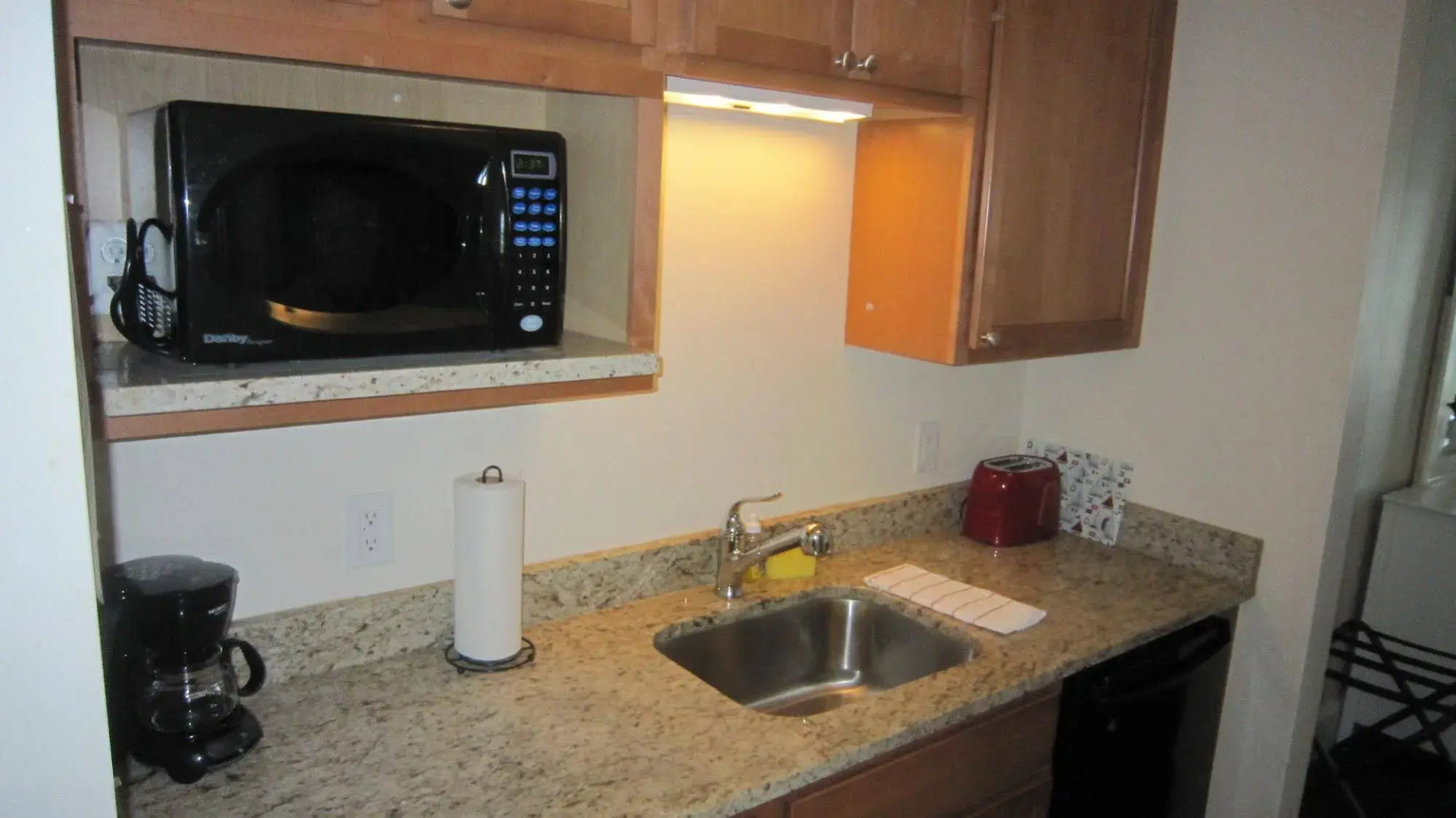 Atlantic Breeze Suites