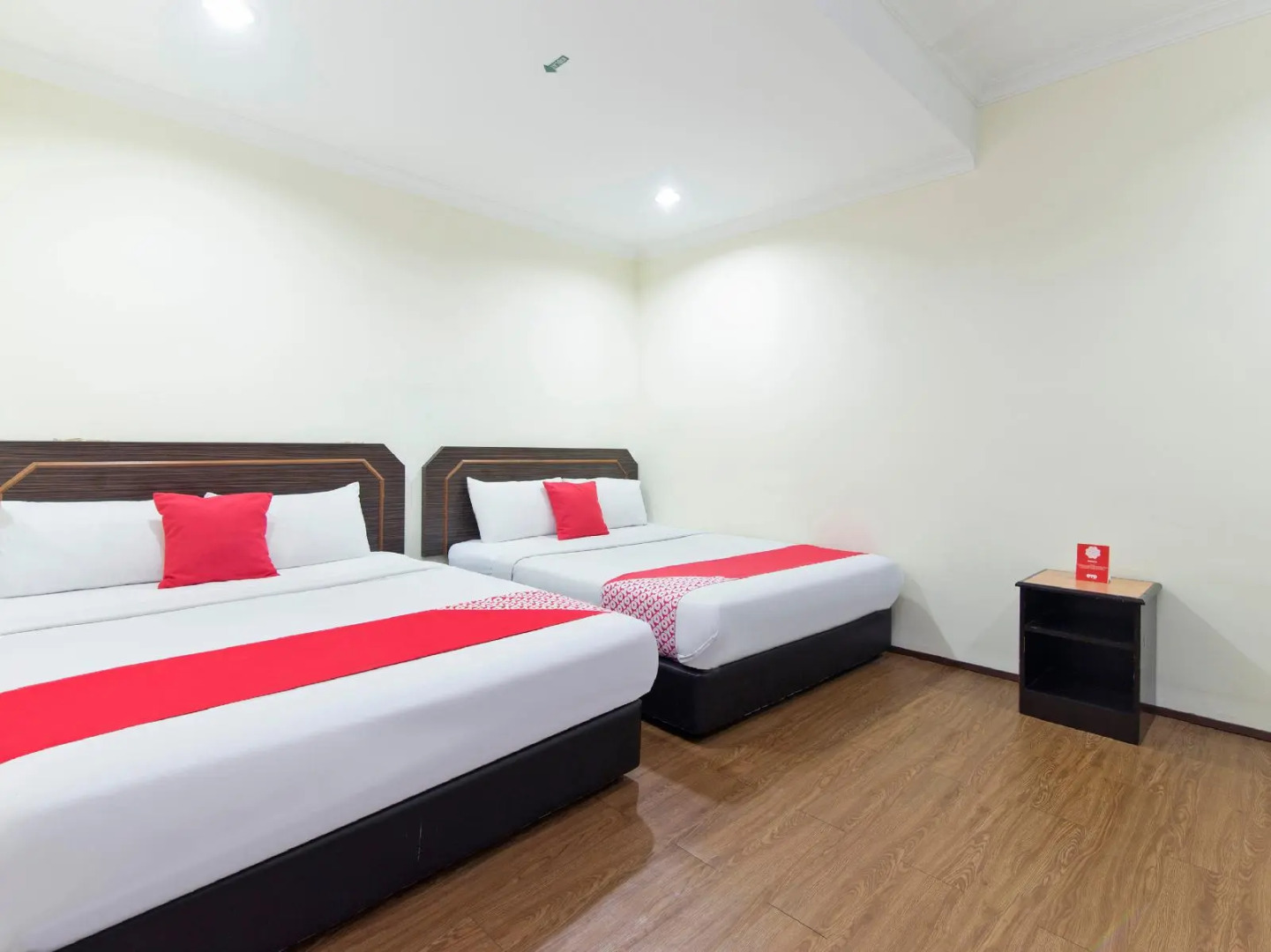 OYO 90422 T-signature Hotel Kuala Lumpur