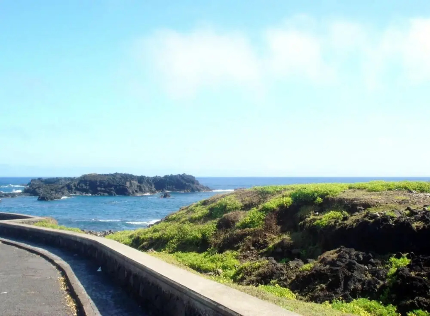 Apartment With one Bedroom in Caloura, With Furnished Terrace and Wifi